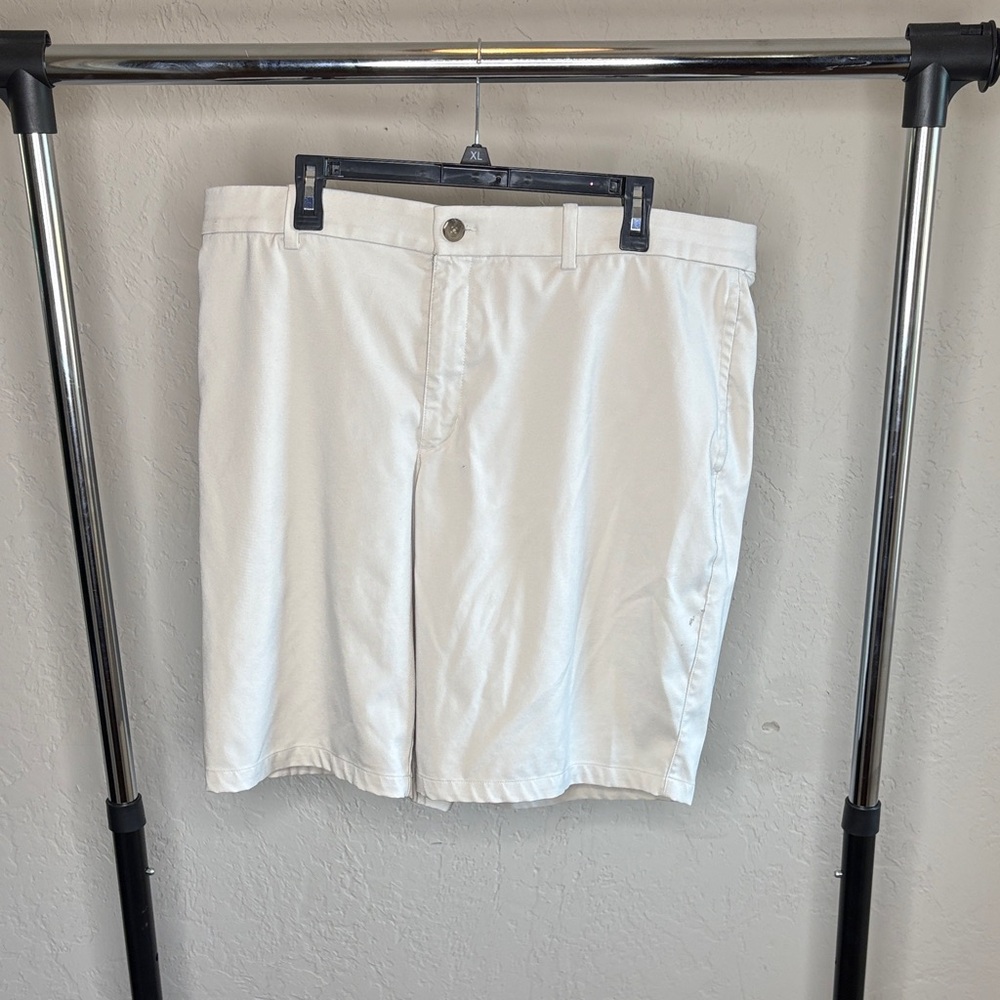 Nike Men's Flat Front Shorts in White